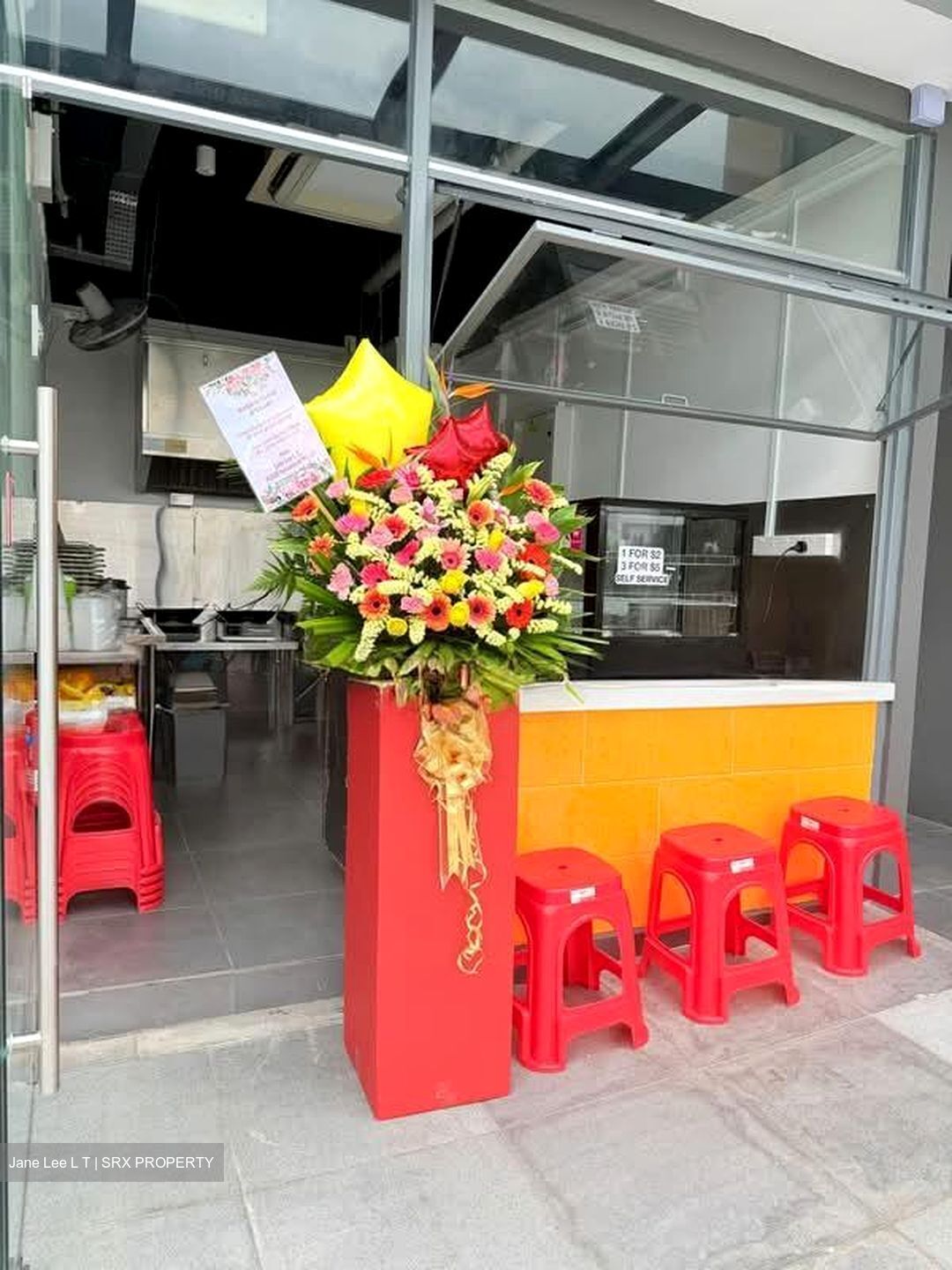 Changi Road (D14), Retail #580090011